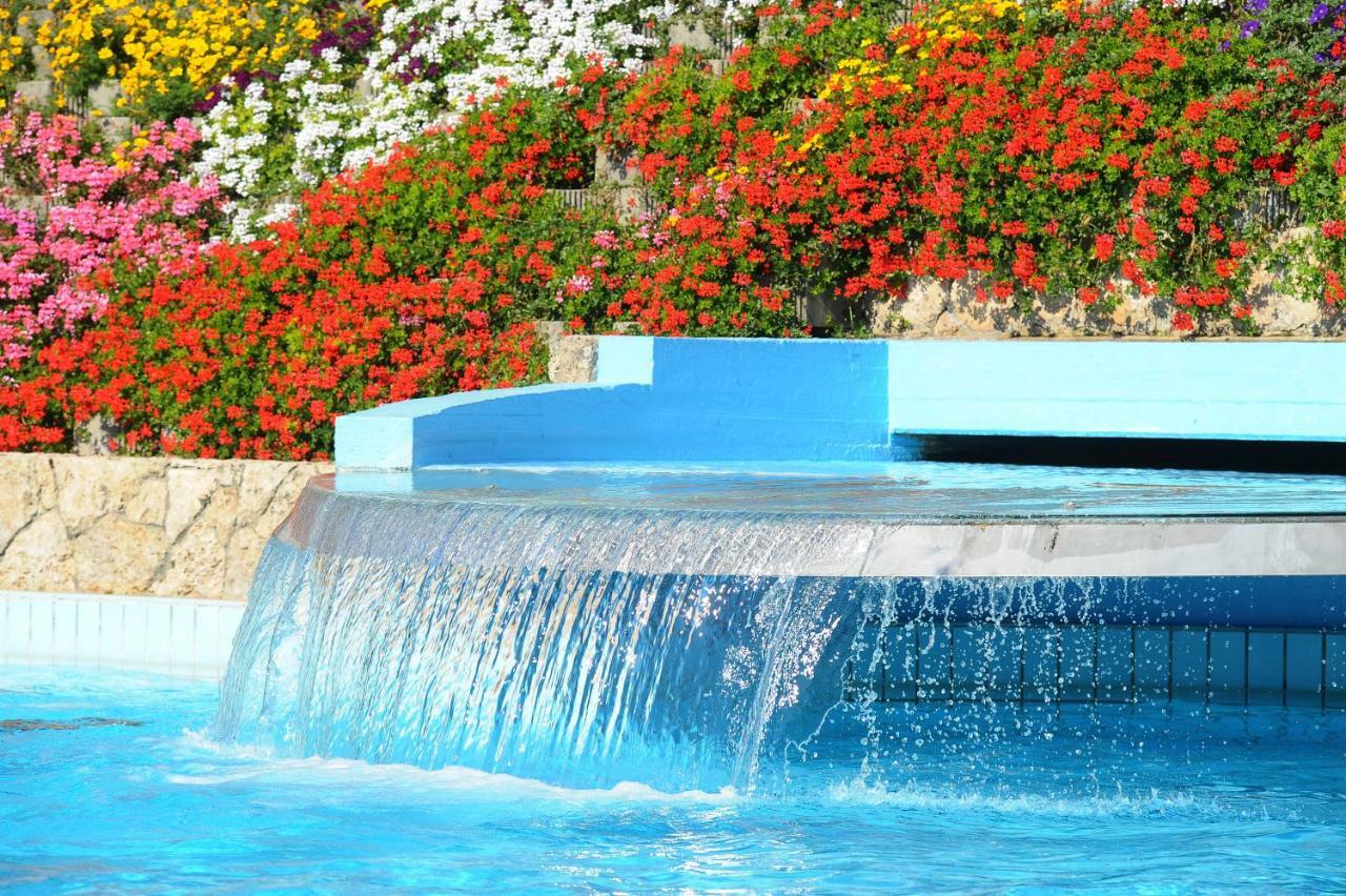 Hotel Parco delle Piscine Sarteano Esterno foto