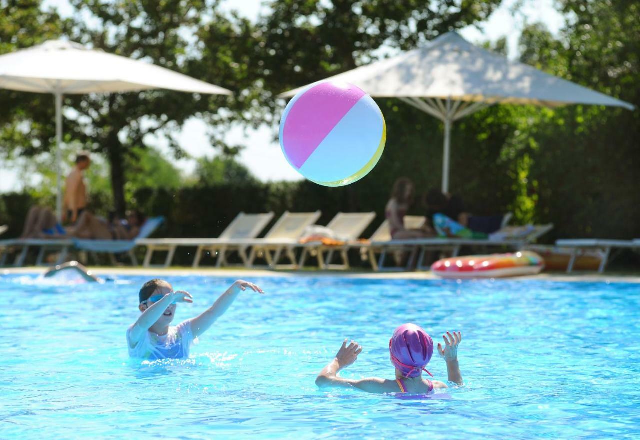 Hotel Parco delle Piscine Sarteano Esterno foto